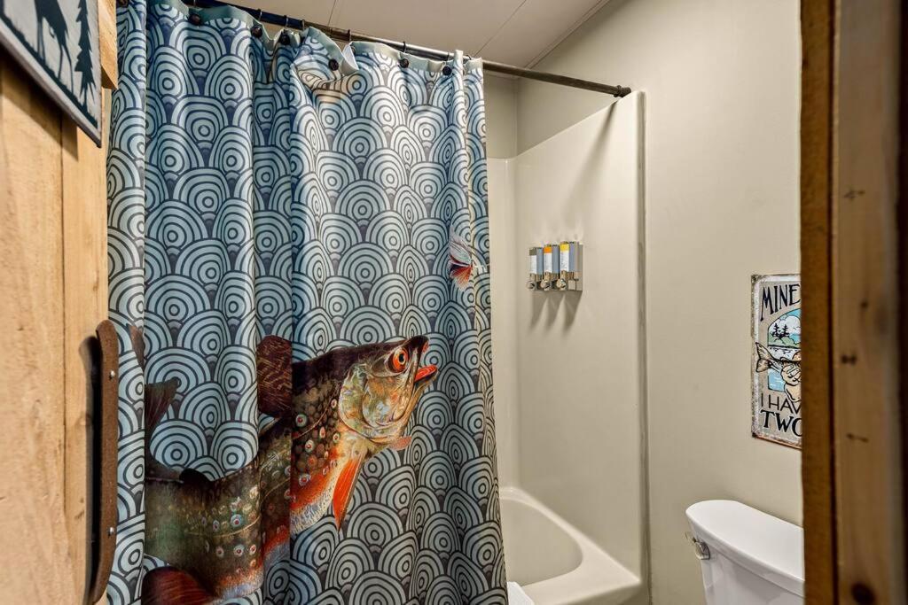 Stonegate Lodge 2 Queen Beds Wifi 50In Roku Tv Salt Water Pool Room #105 유레카 스프링스 외부 사진